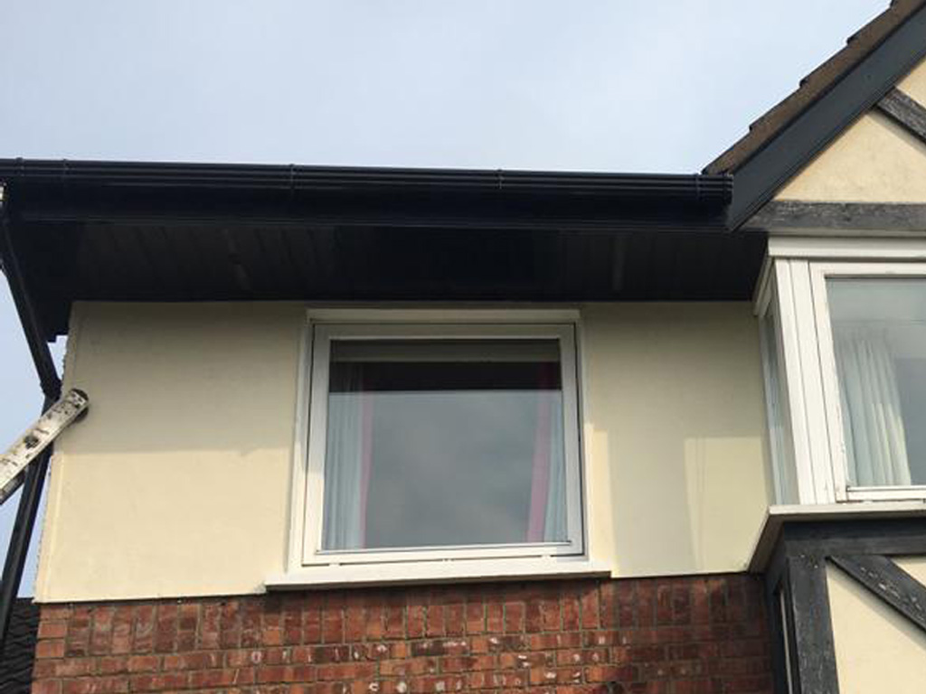 Black-PVCu-Fascia-&-Soffit-Guttering-2-After