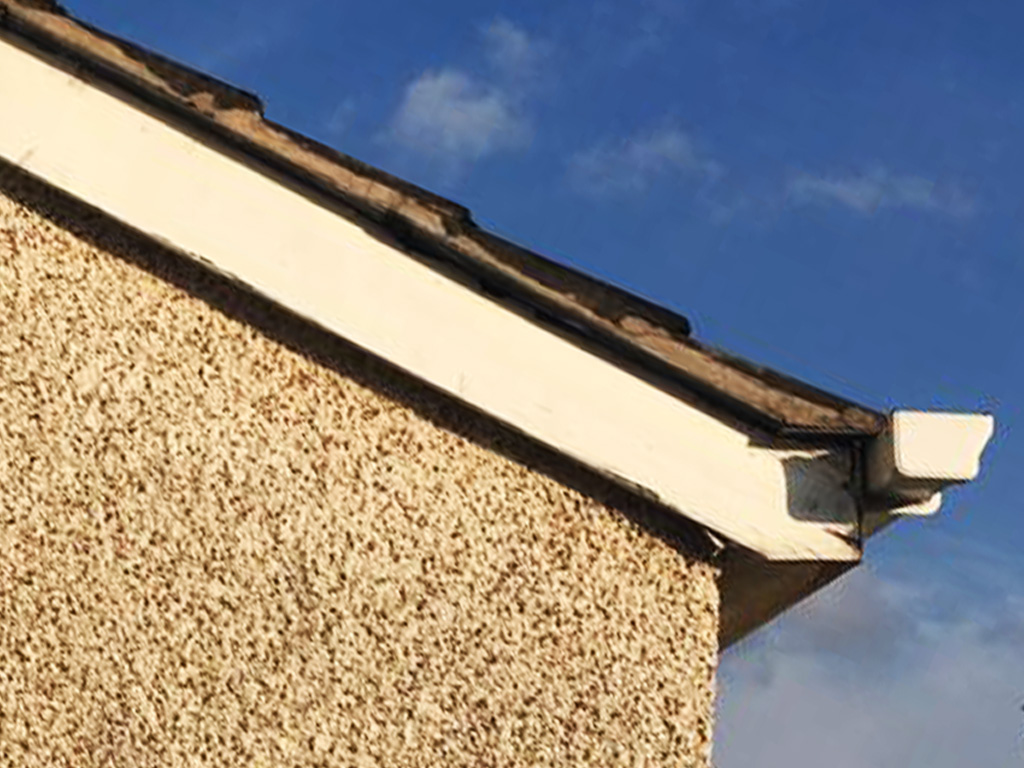 White-PVCu-Fascia-&-Soffit-Guttering-Before